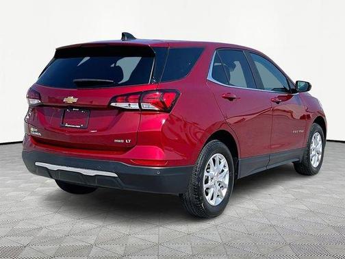 Radiant Red 2023 Chevrolet Equinox 1LT