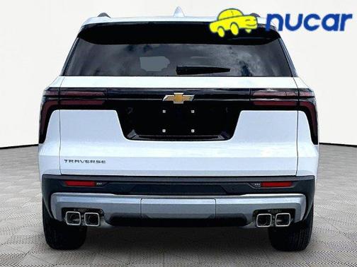 White 2027 Chevrolet Traverse LT