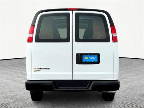 2024 Chevrolet Express 2500 Work Van