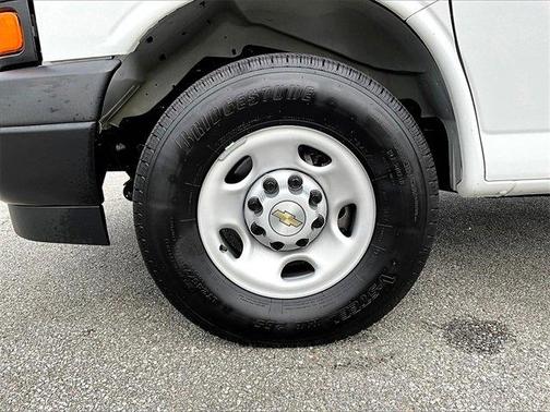 2024 Chevrolet Express 2500 Work Van