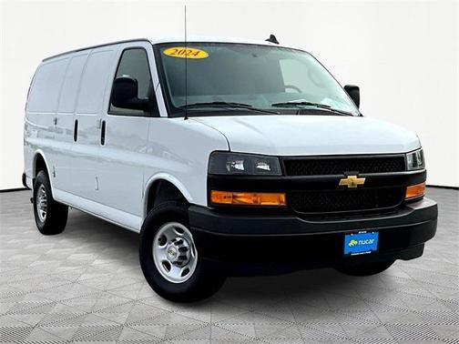 2024 Chevrolet Express 2500 Work Van