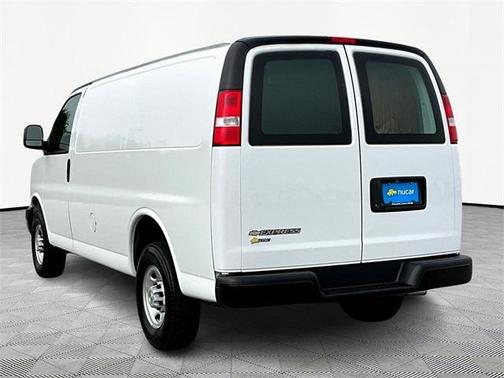 2024 Chevrolet Express 2500 Work Van