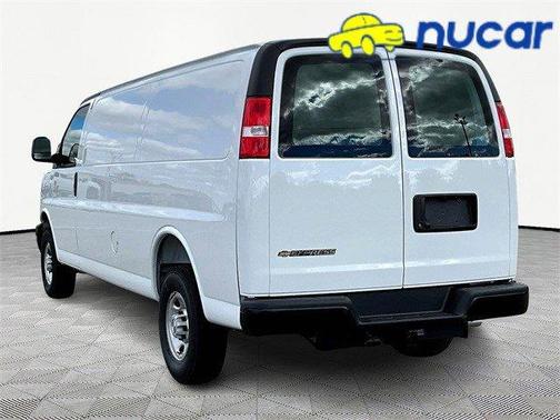 2025 Chevrolet Express 2500 Work Van