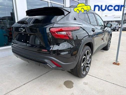 Black 2026 Chevrolet Trax 2RS