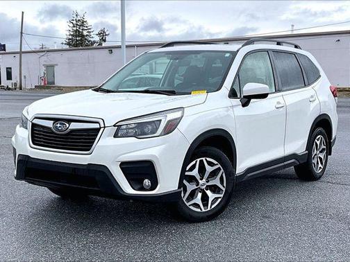 Crystal White Pearl 2021 Subaru Forester Premium