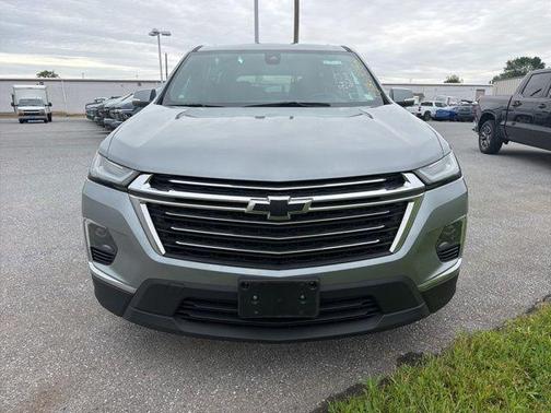 Gray 2023 Chevrolet Traverse LT Cloth