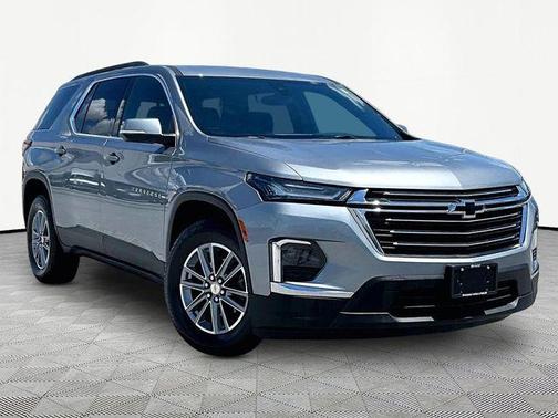 Gray 2023 Chevrolet Traverse LT Cloth
