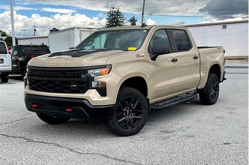 2022 Chevrolet Silverado 1500 Custom Trail Boss