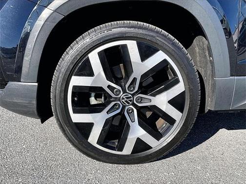 2022 Volkswagen Taos 1.5T SEL