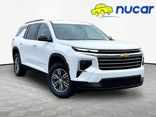 White 2026 Chevrolet Traverse LT