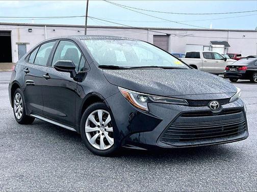 Black 2023 Toyota Corolla LE