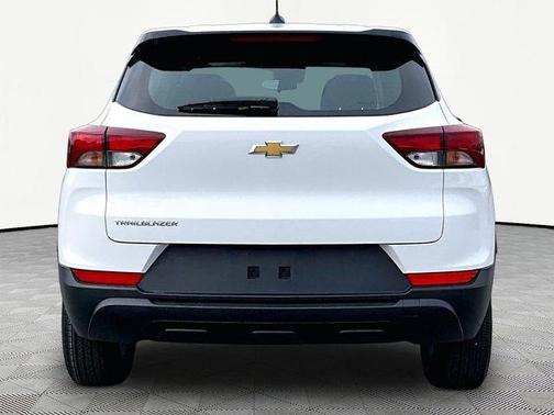 White 2023 Chevrolet Trailblazer LS