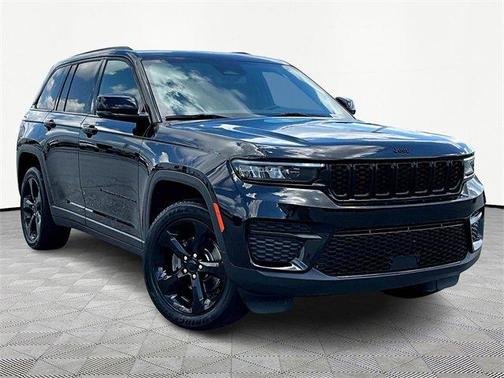 2023 Jeep Grand Cherokee Altitude