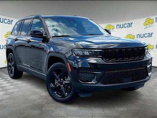 2023 Jeep Grand Cherokee Altitude