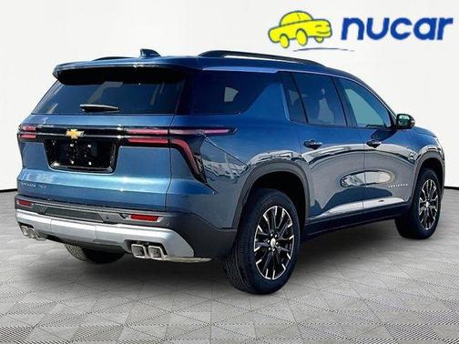 Blue 2026 Chevrolet Traverse LT