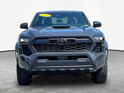 UNDERGROUND 2025 Toyota Tacoma TRD Sport