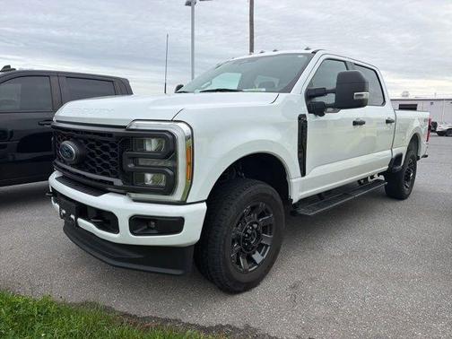 White 2023 Ford F-250 XL
