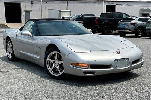 2004 Chevrolet Corvette Base