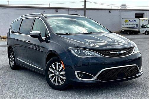 2020 Chrysler Pacifica Hybrid Limited
