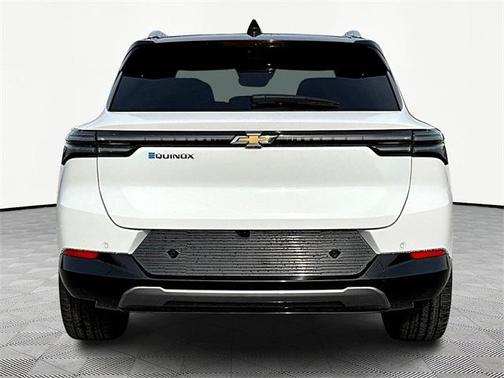 2026 Chevrolet Equinox EV LT 2