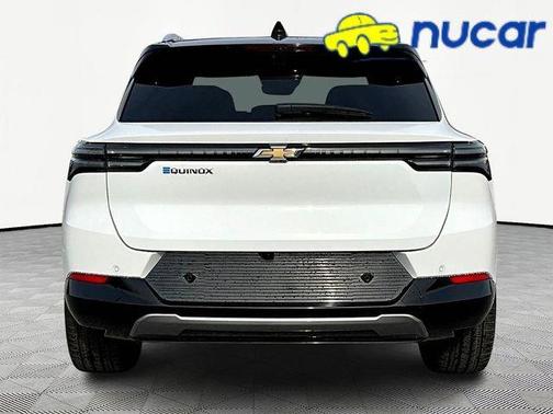 2026 Chevrolet Equinox EV LT 2