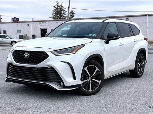 2022 Toyota Highlander XSE