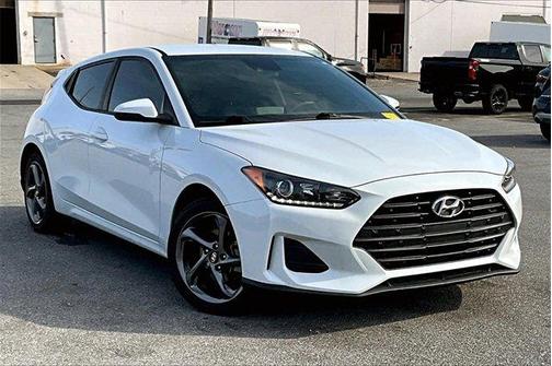 2019 Hyundai Veloster 2.0