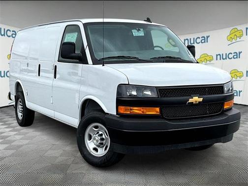 2025 Chevrolet Express 2500 Work Van