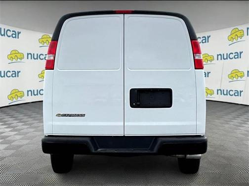 2025 Chevrolet Express 2500 Work Van