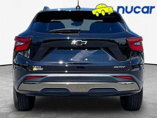 Black 2026 Chevrolet Trax ACTIV