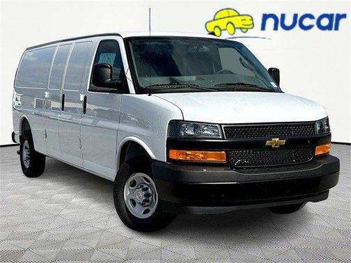 2025 Chevrolet Express 3500 Work Van