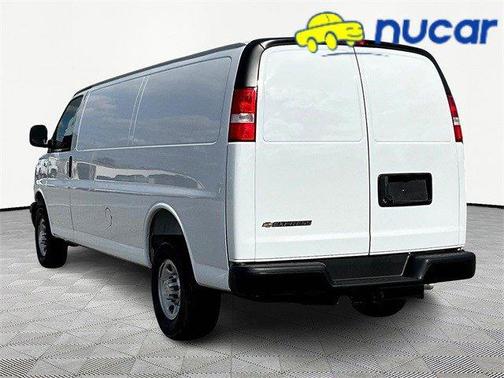 2025 Chevrolet Express 3500 Work Van