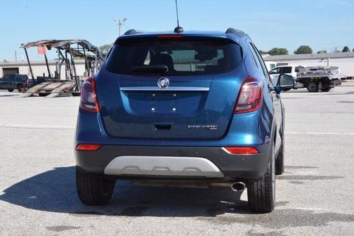 Photo 3 of 23 of 2019 Buick Encore Essence