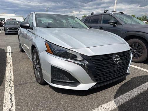 Silver 2024 Nissan Altima 2.5 SV