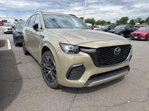 Zircon Sand Metallic 2025 Mazda CX-70 CX-70