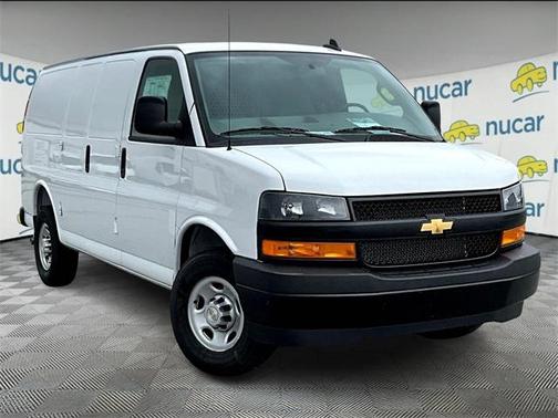 2025 Chevrolet Express 2500 Work Van