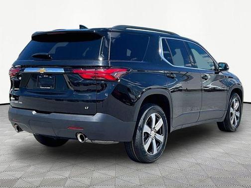 Black 2023 Chevrolet Traverse LT Leather