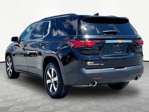 Black 2023 Chevrolet Traverse LT Leather