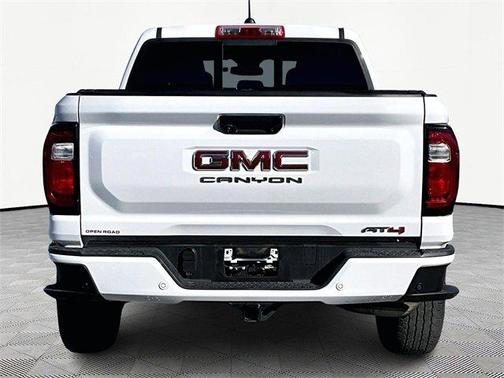 2023 GMC Canyon AT4