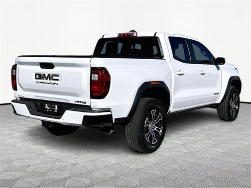 2023 GMC Canyon AT4