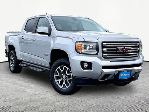 Gray 2017 GMC Canyon SLE