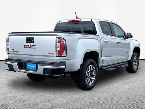 Gray 2017 GMC Canyon SLE