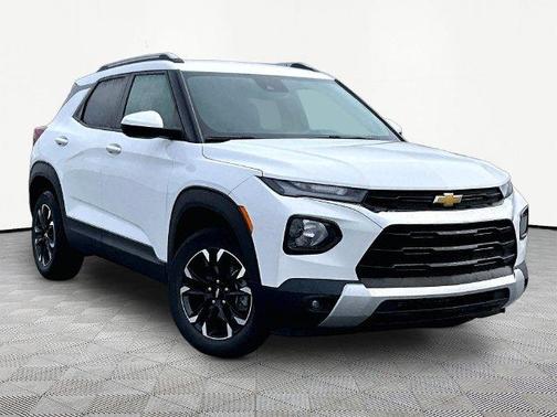 White 2022 Chevrolet Trailblazer LT