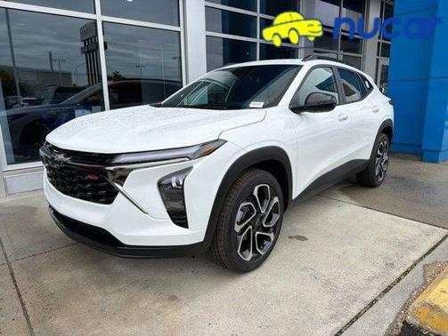 White 2026 Chevrolet Trax 2RS