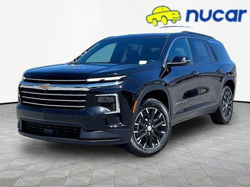 Black 2026 Chevrolet Traverse LT