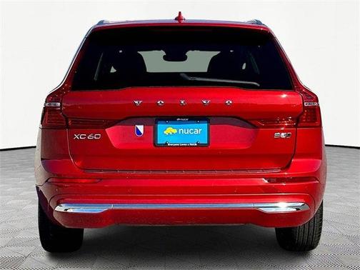 2022 Volvo XC60 B5 Inscription