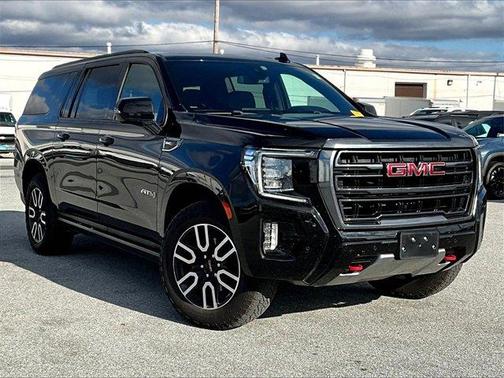 2022 GMC Yukon XL AT4