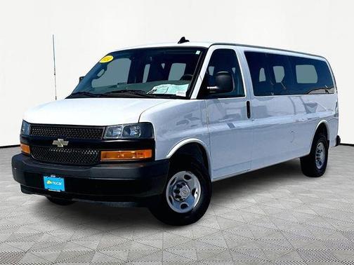 Summit White 2024 Chevrolet Express 3500 LS