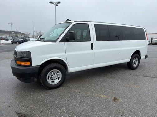 2024 Chevrolet Express 3500 LS
