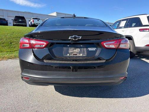 Black 2020 Chevrolet Malibu LT